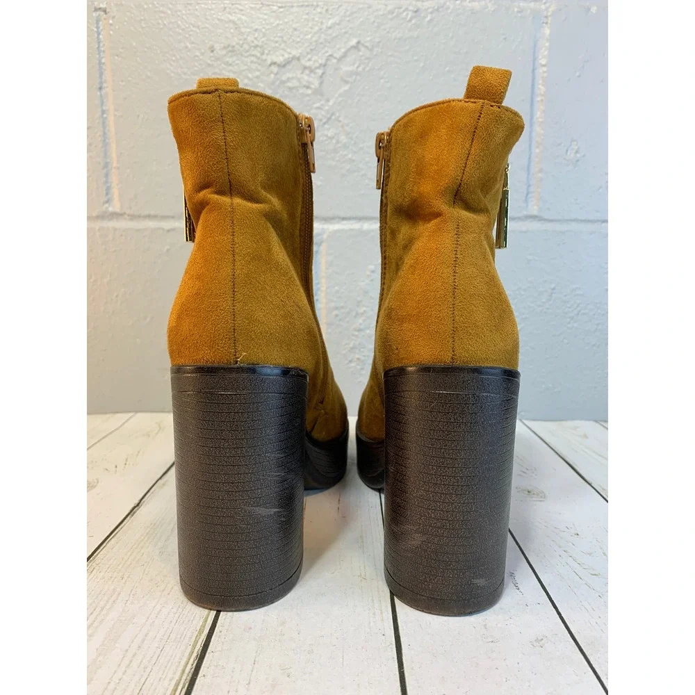 Women's Platform Chunky Heel Chelsea Ankle Boot Side Zip Faux Tan Suede Size 7